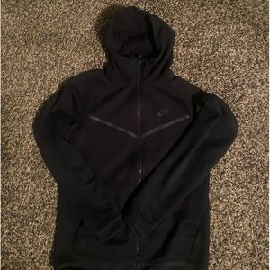 Nike Tech Fleece Black- Small
